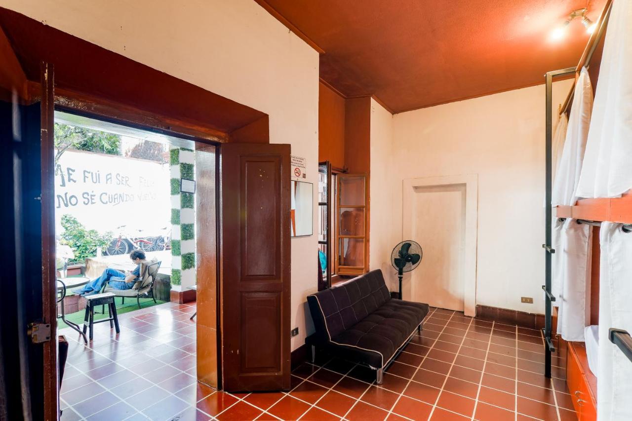 Capsule Hostel Gwatemala Zewnętrze zdjęcie